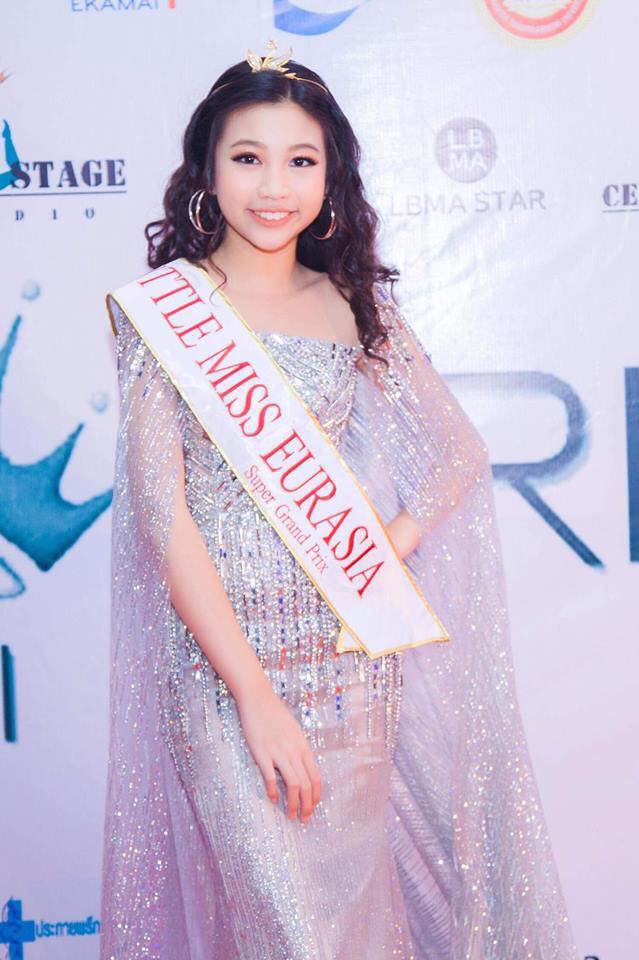 Mới 13 tuổi mà đã cao 1m72, cô bé Việt giành ngay ngôi vị Hoa hậu Hoàn vũ nhí 2018 - Ảnh 12.