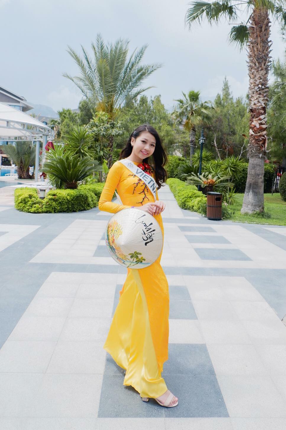 Mới 13 tuổi mà đã cao 1m72, cô bé Việt Nam giành ngay ngôi vị Hoa hậu Hoàn vũ nhí 2018 - ảnh 2 Mới 13 tuổi mà đã cao 1m72, cô bé Việt giành ngay ngôi vị Hoa hậu Hoàn vũ nhí 2018 - Ảnh 2.