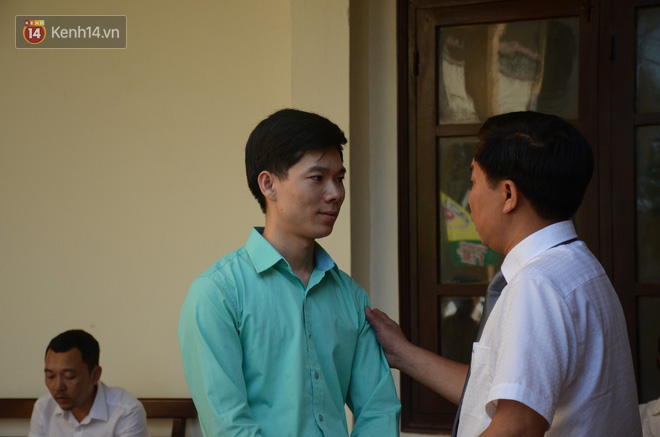 Nghe tòa công bố lời khai của nguyên giám đốc Trương Quý Dương, bác sĩ Lương đứng dậy phản đối - Ảnh 4. Nghe tòa công bố lời khai của nguyên giám đốc Trương Quý Dương, bác sĩ Lương đứng dậy phản đối 4