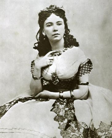 Cuộc đời chìm nổi của kỹ nữ nổi tiếng, giàu sang nhất thành Paris vào thế kỷ 19 - Ảnh 2.