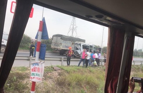 Tai nạn trên cao tốc 8 người thương vong: Một cảnh sát hình sự tử vong 1