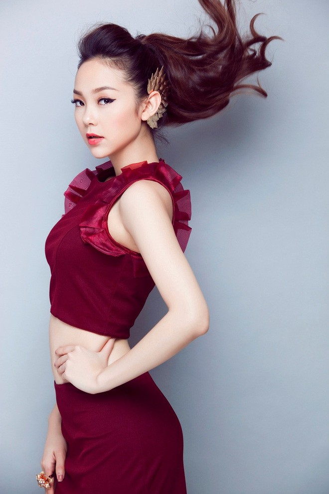 Bị Võ Hoàng Yến chê không thể ngồi ghế nóng The Face, Minh Hằng đáp trả: Tôi được mời mà! - Ảnh 3. Bị Võ Hoàng Yến chê không thể ngồi ghế nóng The Face, Minh Hằng đáp trả: Tôi được mời mà! - Ảnh 3.