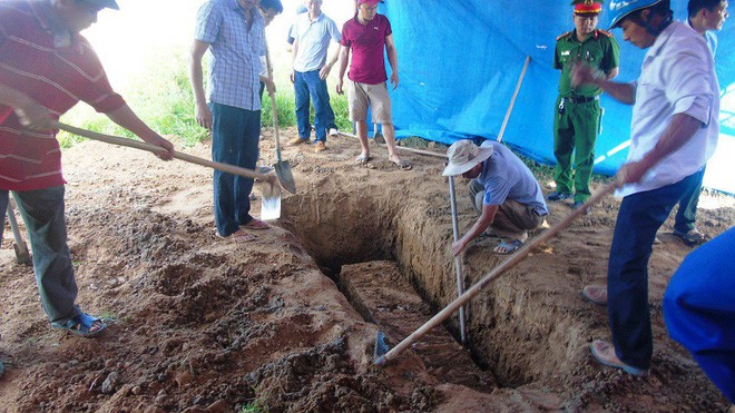 Vụ khai quật mộ nữ kế toán tử vong bí ẩn 6 năm trước: Những tình tiết “giật mình” 3