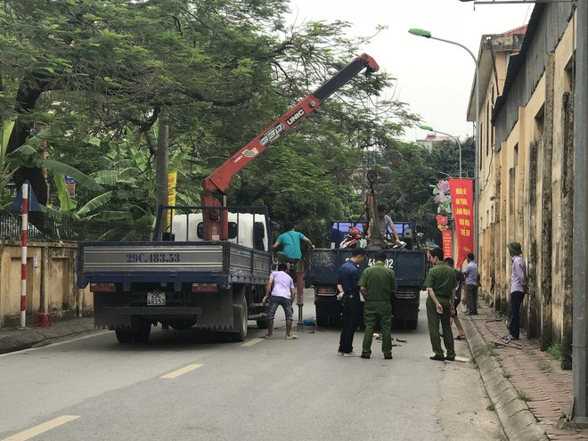 Từ vụ tai nạn thảm khốc ở Bắc Từ Liêm, Hà Nội: Phải tránh xa vị trí thần chết hay rình rập xung quanh xe tải? - Ảnh 1. Từ vụ tai nạn thảm khốc ở Bắc Từ Liêm, Hà Nội: Phải tránh xa vị trí thần chết hay rình rập xung quanh xe tải? 1