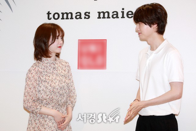 Vợ chồng Goo Hye Sun và Ahn Jae Hyun lần đầu cùng dự sự kiện: Gây sốt vì quá tình, không thể rời mắt khỏi nhau - Ảnh 20.
