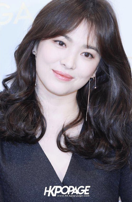 Bị soi chân ngắn kém thon lại mũm mĩm trông thấy, Song Hye Kyo vẫn đẹp xuất sắc nhờ nhan sắc đỉnh cao hạng A - Ảnh 26.