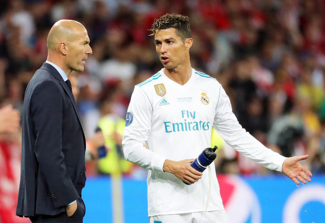 Ronaldo đòi hỏi mức lương không tưởng để ở lại Real Madrid - Ảnh 1.