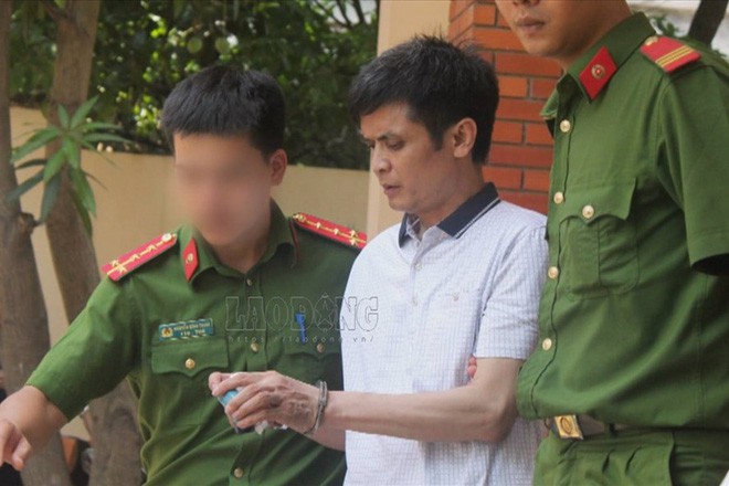 Thầy giáo khai nhiều lần dâm ô học sinh ở phòng ngủ, lớp học thêm và trường học - Ảnh 2. Thầy giáo khai nhiều lần dâm ô học sinh ở phòng ngủ, lớp học thêm và trường học 2