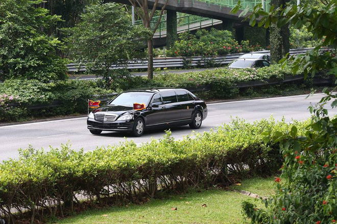 [ẢNH] Cận cảnh đoàn xe hộ tống hùng hậu của lãnh đạo Triều Tiên Kim Jong-un tại Singapore - Ảnh 3.