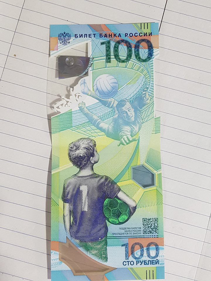 Cư dân mạng thi nhau khoe ảnh sở hữu tờ tiền 100 rúp phiên bản World Cup đến từ nước Nga - Ảnh 1.