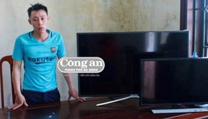 Thanh niên lẻn vào nhà dân trộm 2 chiếc tivi màn hình phẳng để xem World Cup - ảnh 1 Hình ảnh Thanh niên lẻn vào nhà dân trộm 2 chiếc tivi màn hình phẳng để xem World Cup số 1
