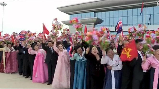 Tư liệu từ KCNA: Vị anh hùng Kim Jong Un về nước trong sự đón tiếp đặc biệt long trọng - Ảnh 2.