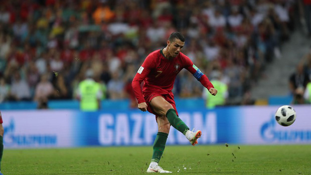 Bồ Đào Nha 3-3 Tây Ban Nha: Cả thế giới ngả mũ thán phục Ronaldo - Ảnh 13.