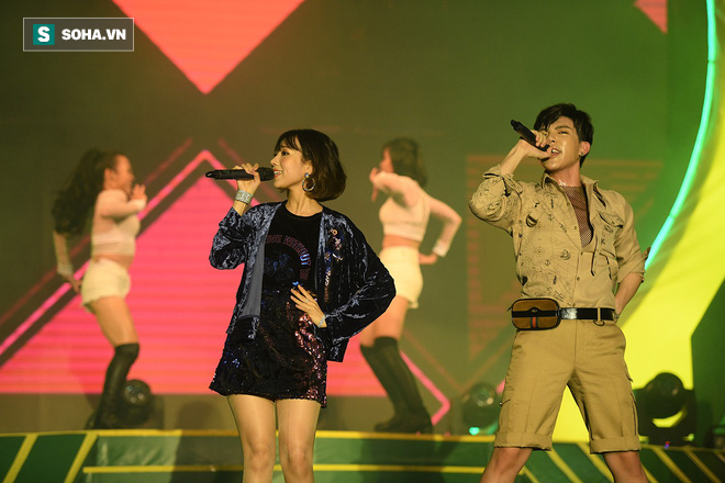 Hòa Minzy khoe vũ đạo nóng bỏng khi diễn tại trường Đại học Xây dựng - Ảnh 7.