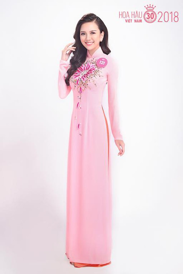 Cô em gái gợi cảm, là ứng viên Hoa hậu Việt Nam của “Nữ hoàng sắc đẹp” Vũ Hoàng Điệp - Ảnh 7.