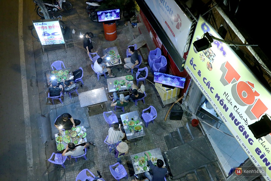 Dân nhậu ở Sài Gòn thức trắng đêm xem World Cup 2018 trên phố nhậu Phạm Văn Đồng - Ảnh 7.