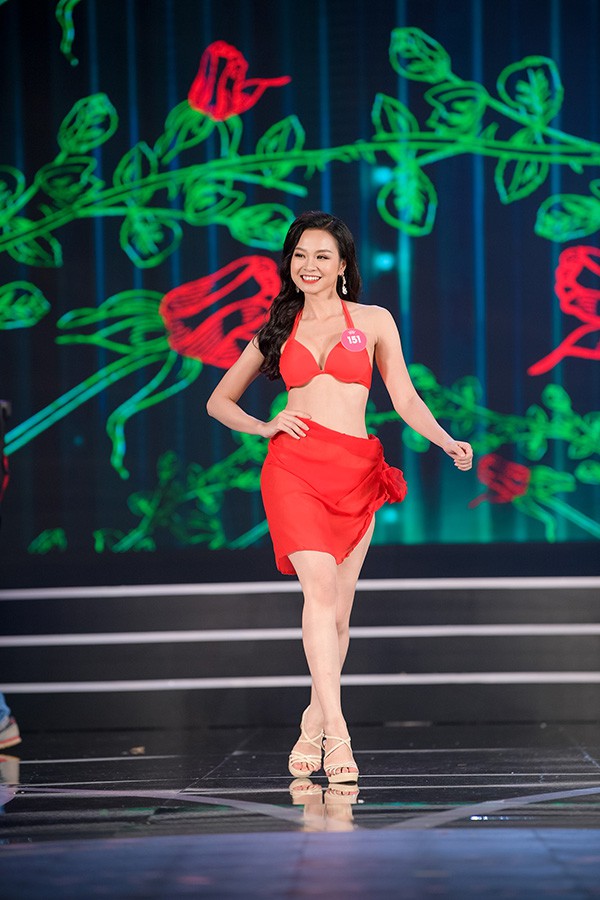 NÓNG: Phát hiện lỗi sai khó tin về 5 người đẹp thi bikini Chung khảo phía Nam Hoa hậu Việt Nam - Ảnh 8.