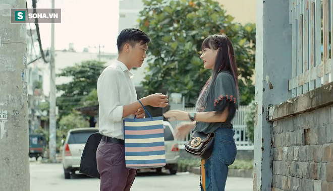 Gia cảnh ít biết của 'Mr Cần Trô': Bố mẹ tôi chịu cú sốc lớn, ngày nào mẹ cũng đứng giữa sân chửi ông trời! 3 Gia cảnh ít biết của 'Mr Cần Trô': Bố mẹ tôi chịu cú sốc lớn, ngày nào mẹ cũng đứng giữa sân chửi ông trời! 3