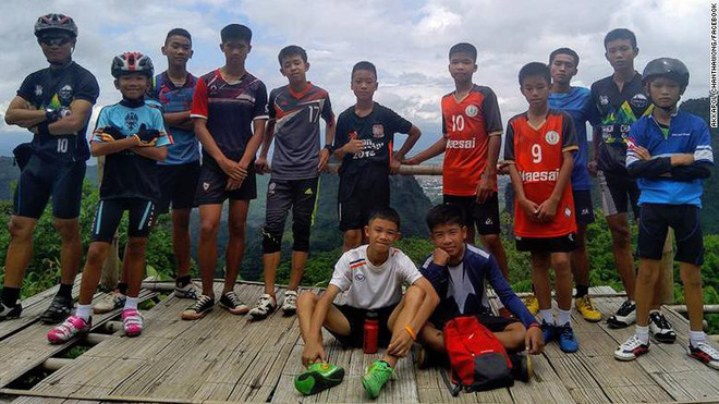 Đội bóng Thái Lan mất tích được tìm thấy, 12 đứa trẻ và huấn luyện viên đều sống sót đầy kỳ diệu 2
