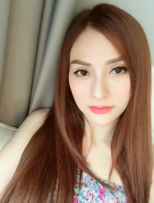 Những chiếc mũi gây tranh cãi của sao Việt: Từ bên thấp bên cao cho tới méo mó khác thường - Ảnh 2. Những chiếc mũi 'gây tranh cãi' của sao Việt: Từ bên thấp bên cao cho tới méo mó khác thường 2