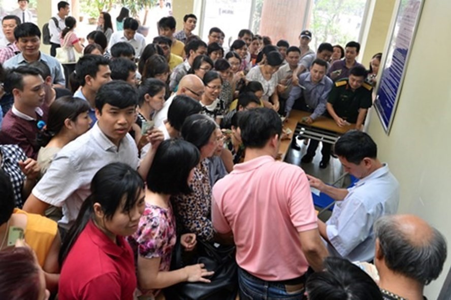 Phụ huynh đến làm ầm để đòi lại tiền, trường Lương Thế Vinh quyết định không trả lại bất cứ khoản tiền nào! 4 Phụ huynh đến làm ầm để đòi lại tiền, trường Lương Thế Vinh quyết định không trả lại bất cứ khoản tiền nào! 4