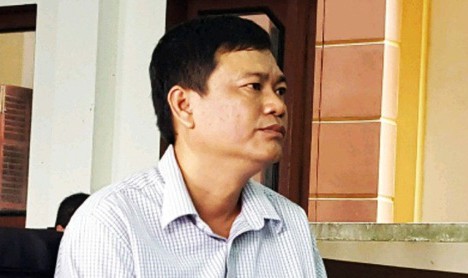 Xét xử nguyên điều tra viên chuyên án Năm Cam 2 Xét xử nguyên điều tra viên chuyên án Năm Cam 2