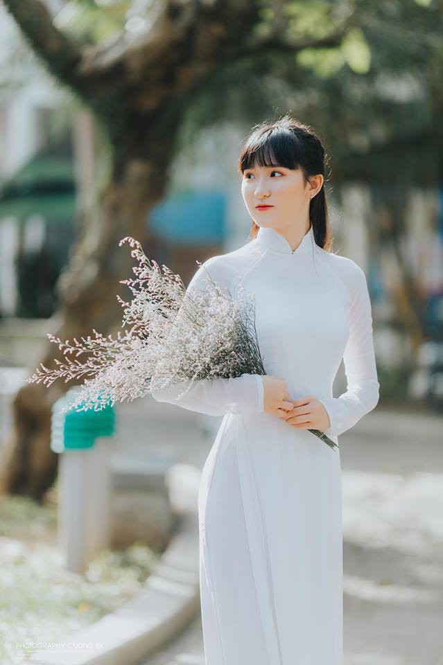 Thế hệ mỹ nhân 10x thi Hoa hậu Việt Nam 2018: Toàn nữ sinh vừa thi tốt nghiệp, xinh đẹp và sở hữu thành tích ấn tượng - Ảnh 22.