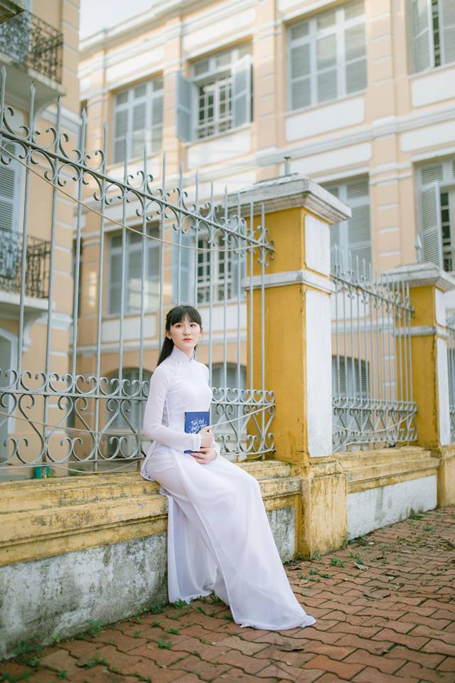 Thế hệ mỹ nhân 10x thi Hoa hậu Việt Nam 2018: Toàn nữ sinh vừa thi tốt nghiệp, xinh đẹp và sở hữu thành tích ấn tượng - Ảnh 24.
