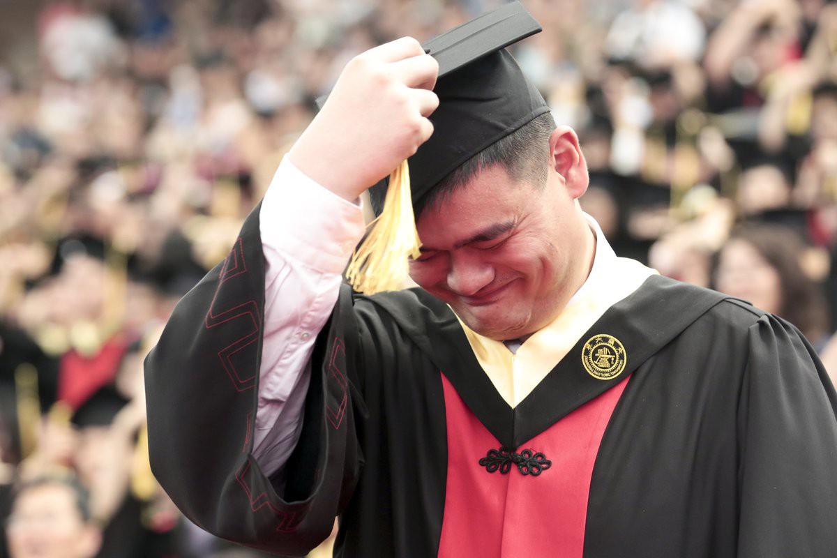 Chàng trai meme Yao Ming cuối cùng cũng tốt nghiệp đại học ở tuổi 38 sau 7 năm dùi mài kinh sử - Ảnh 5.