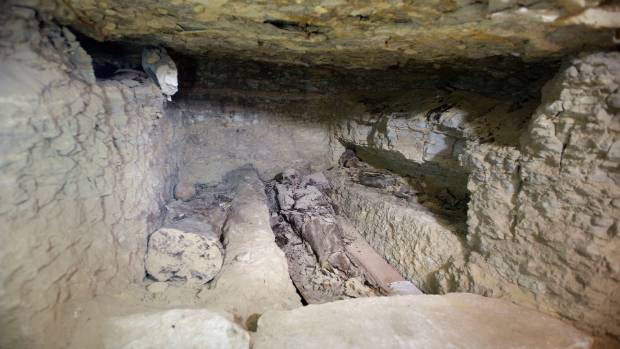 Phát hiện xưởng ướp xác niên đại 2.500 tuổi ở Ai Cập - Ảnh 1.