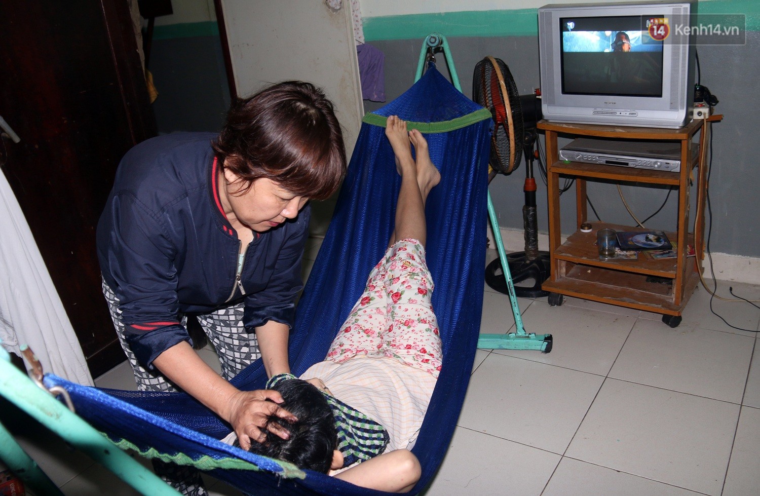 Chung cư không chồng ở Đà Nẵng: Nơi những người phụ nữ đùm bọc, làm tất cả việc của đàn ông kể cả bảo vệ tổ dân phố - Ảnh 5. 'Chung cư không chồng' ở Đà Nẵng: Nơi những người phụ nữ đùm bọc, làm tất cả việc của đàn ông kể cả bảo vệ tổ dân phố 9