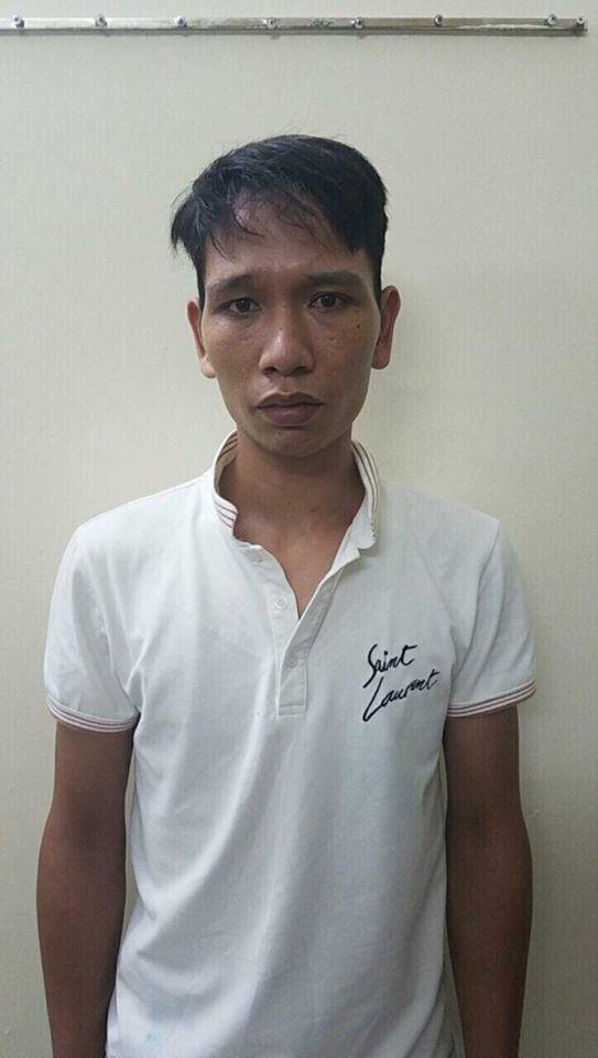 Đã tìm ra đối tượng trả 900.000 đồng tiền âm phủ cho 2 du khách nước ngoài - Ảnh 1. Đã tìm ra đối tượng trả 900.000 đồng tiền âm phủ cho 2 du khách nước ngoài - Ảnh 1.