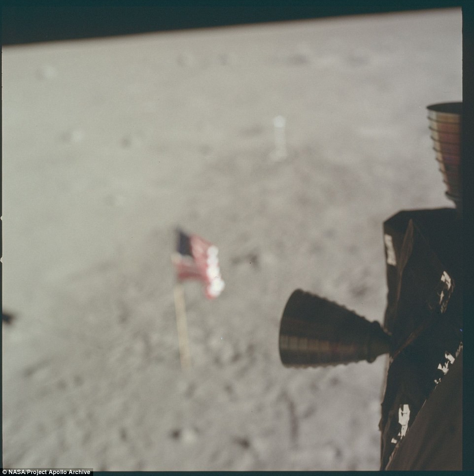 Những hình ảnh chưa từng được công bố trong sứ mệnh Mặt Trăng Apolo 11: Mốc son lịch sử chói lọi của nhân loại - Ảnh 3.