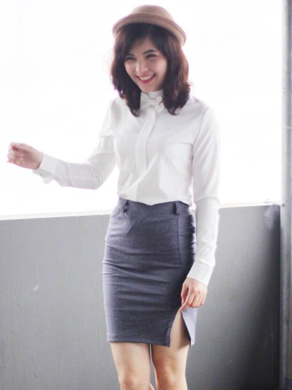 Chân dung chị gái Hòa Minzy: Xinh đẹp, tài năng, nổi tiếng trước em gái từ rất lâu - Ảnh 2. Chân dung chị gái Hòa Minzy: Xinh đẹp, tài năng, nổi tiếng trước em gái từ rất lâu 2