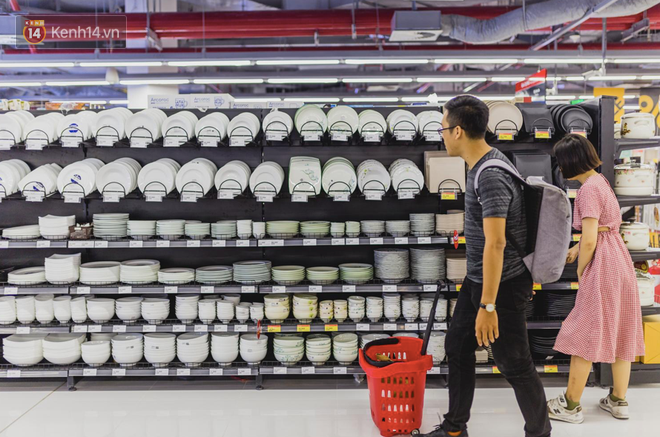 Cận cảnh VinMart trong toà nhà cao nhất Việt Nam: Ai bảo siêu thị là không thể “chất”, không thể cool? - Ảnh 25.
