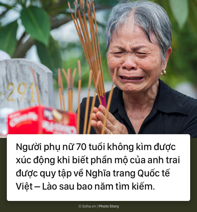 Người đàn ông lặng lẽ mở bao thuốc, uống bia trước mộ em trai gây xung động mạnh - Ảnh 2.