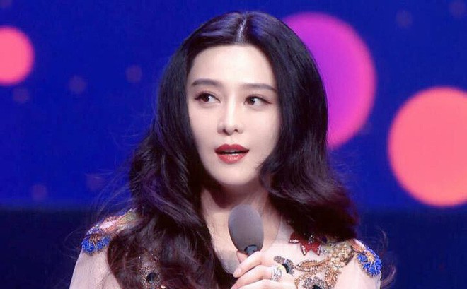 Phạm Băng Băng bị cảnh sát bắt giữ vì trốn thuế, gian lận tài chính? - Ảnh 2. Phạm Băng Băng bị cảnh sát bắt giữ vì trốn thuế, gian lận tài chính? 2