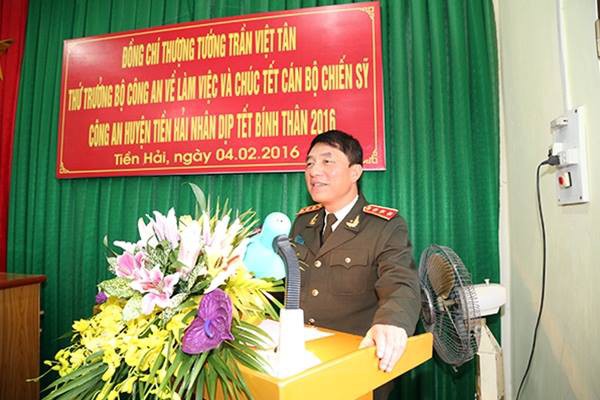 Cách tất cả các chức vụ trong Đảng đối với Trung tướng Bùi Văn Thành - Ảnh 2. Cách tất cả các chức vụ trong Đảng đối với Trung tướng Bùi Văn Thành 2