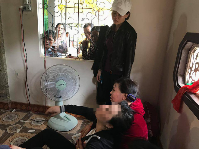 Cô dâu vượt 600km mặc áo tang lạy di ảnh chú rể trong ngày cưới: Chỉ vài tiếng nữa là mình thành vợ chồng - Ảnh 1. Cô dâu vượt 600km mặc áo tang lạy di ảnh chú rể trong ngày cưới: 'Chỉ vài tiếng nữa là mình thành vợ chồng' 1