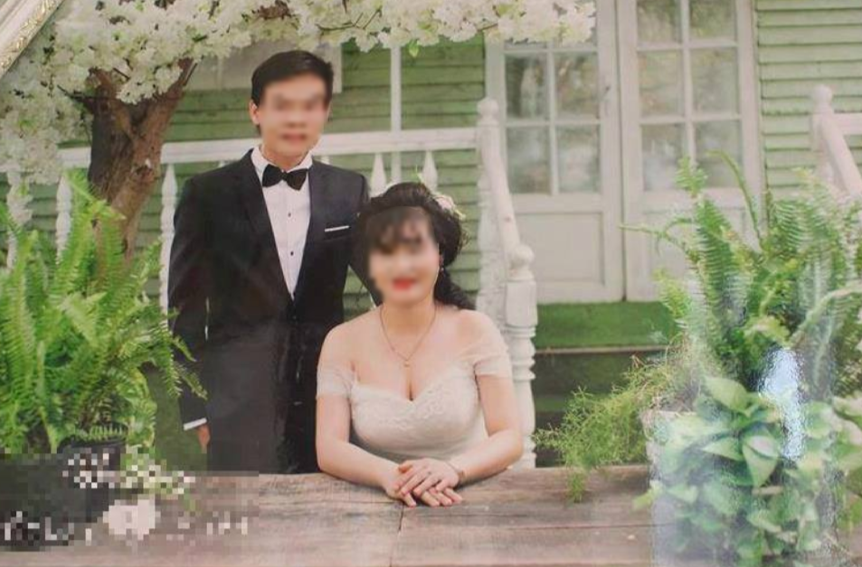 Người thân cắt vội hình cưới để làm di ảnh cho chú rể trong vụ tai nạn 13 người chết - Ảnh 4. Người thân cắt vội hình cưới để làm di ảnh cho chú rể trong vụ tai nạn 13 người chết 5