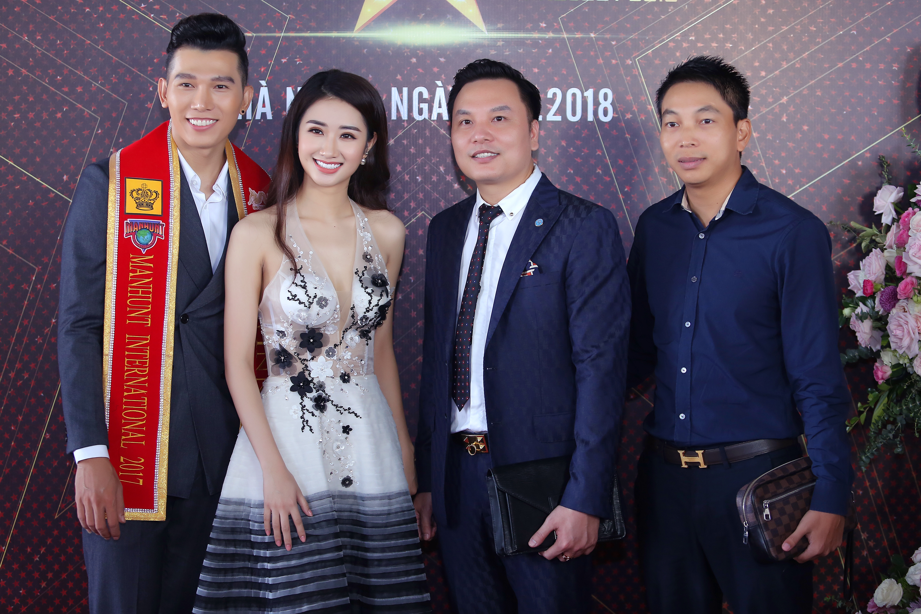Hoa hậu Thu Ngân tái xuất, sánh bước bên Ngọc Tình trên thảm đỏ 'Ngôi sao danh vọng' 3