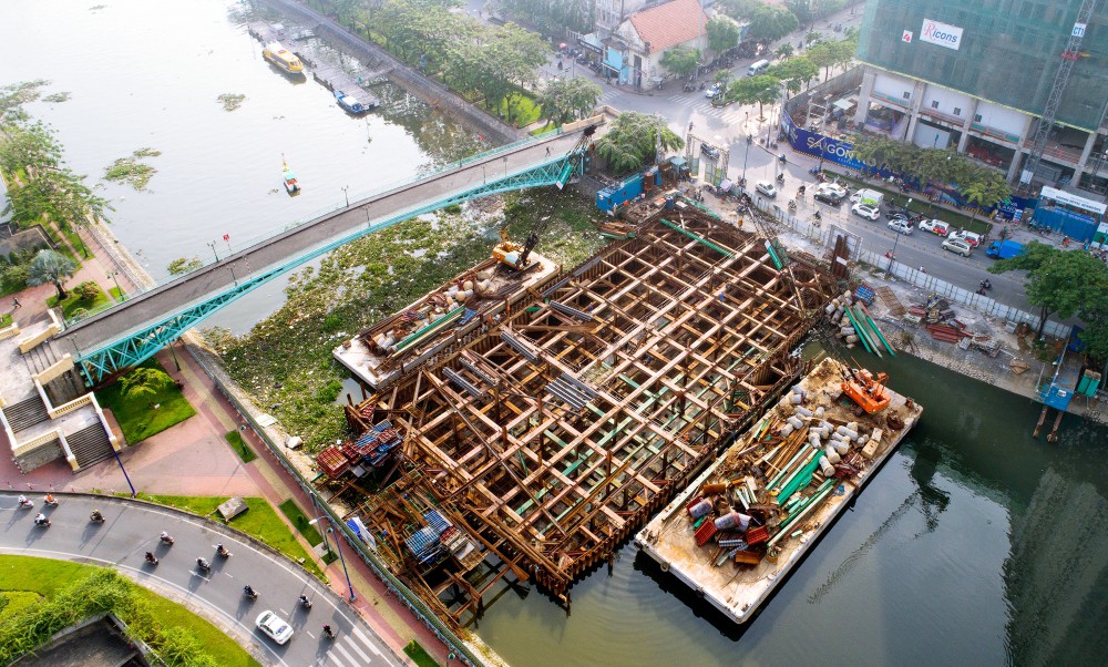 Chùm ảnh: Toàn cảnh sự bất động của loạt công trình chống ngập ở Sài Gòn vì... thiếu vốn, không còn bóng công nhân - Ảnh 2.
