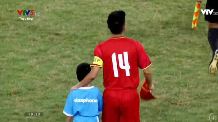 TRỰC TIẾP U23 Việt Nam vs U23 Uzbekistan: Chủ nhà tràn lên tấn công ngay từ đầu - Ảnh 1.