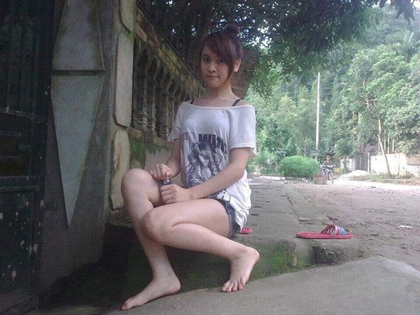 Nhan sắc thời chưa ai biết đến của Á hậu bất chấp dư luận, chụp ảnh phản cảm - Ảnh 9. Nhan sắc thời chưa ai biết đến của Á hậu bất chấp dư luận, chụp ảnh phản cảm 9