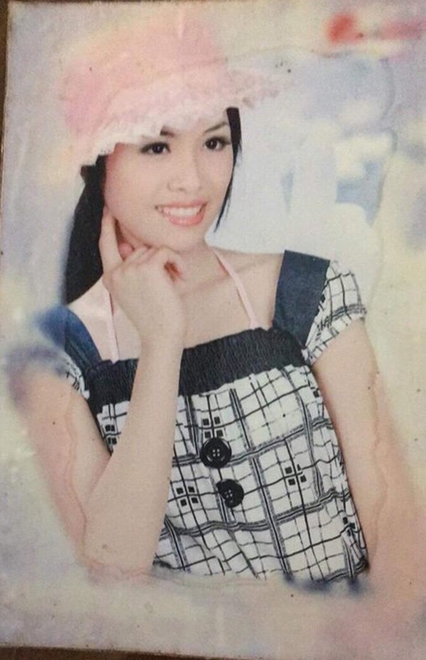 Nhan sắc thời chưa ai biết đến của Á hậu bất chấp dư luận, chụp ảnh phản cảm - Ảnh 8. Nhan sắc thời chưa ai biết đến của Á hậu bất chấp dư luận, chụp ảnh phản cảm 8