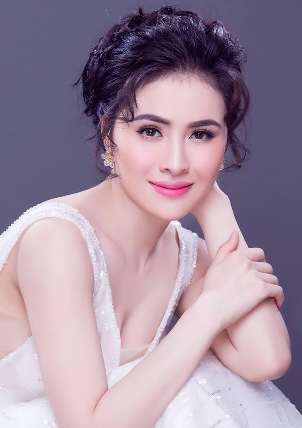 Nhan sắc thời chưa ai biết đến của Á hậu bất chấp dư luận, chụp ảnh phản cảm - Ảnh 11. Nhan sắc thời chưa ai biết đến của Á hậu bất chấp dư luận, chụp ảnh phản cảm 11
