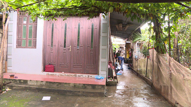 Công an phát loa truy tìm hung thủ sát hại hai vợ chồng ở TP Hưng Yên - Ảnh 1. Công an phát loa truy tìm hung thủ sát hại hai vợ chồng ở TP Hưng Yên 1