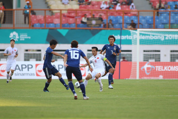 Thua trận, HLV U23 Nhật Bản tâm phục khẩu phục trước thầy trò HLV Park Hang-seo - Ảnh 2.