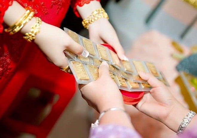 Mẹ vợ nhắn tin đòi giữ hộ vàng cưới sau nửa tháng ở rể, thanh niên bối rối đăng đàn hỏi xin lời khuyên 3 Mẹ vợ nhắn tin đòi giữ hộ vàng cưới sau nửa tháng ở rể, thanh niên bối rối đăng đàn hỏi xin lời khuyên 3