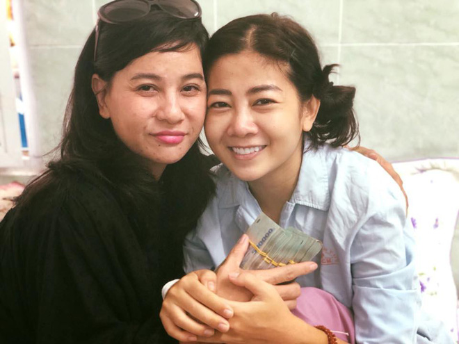 Cát Phượng vào bệnh viện trao cho Mai Phương 300 triệu, thăm hỏi sức khoẻ diễn viên Lê Bình - Ảnh 1.